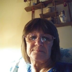 Meet your Posher, Alma